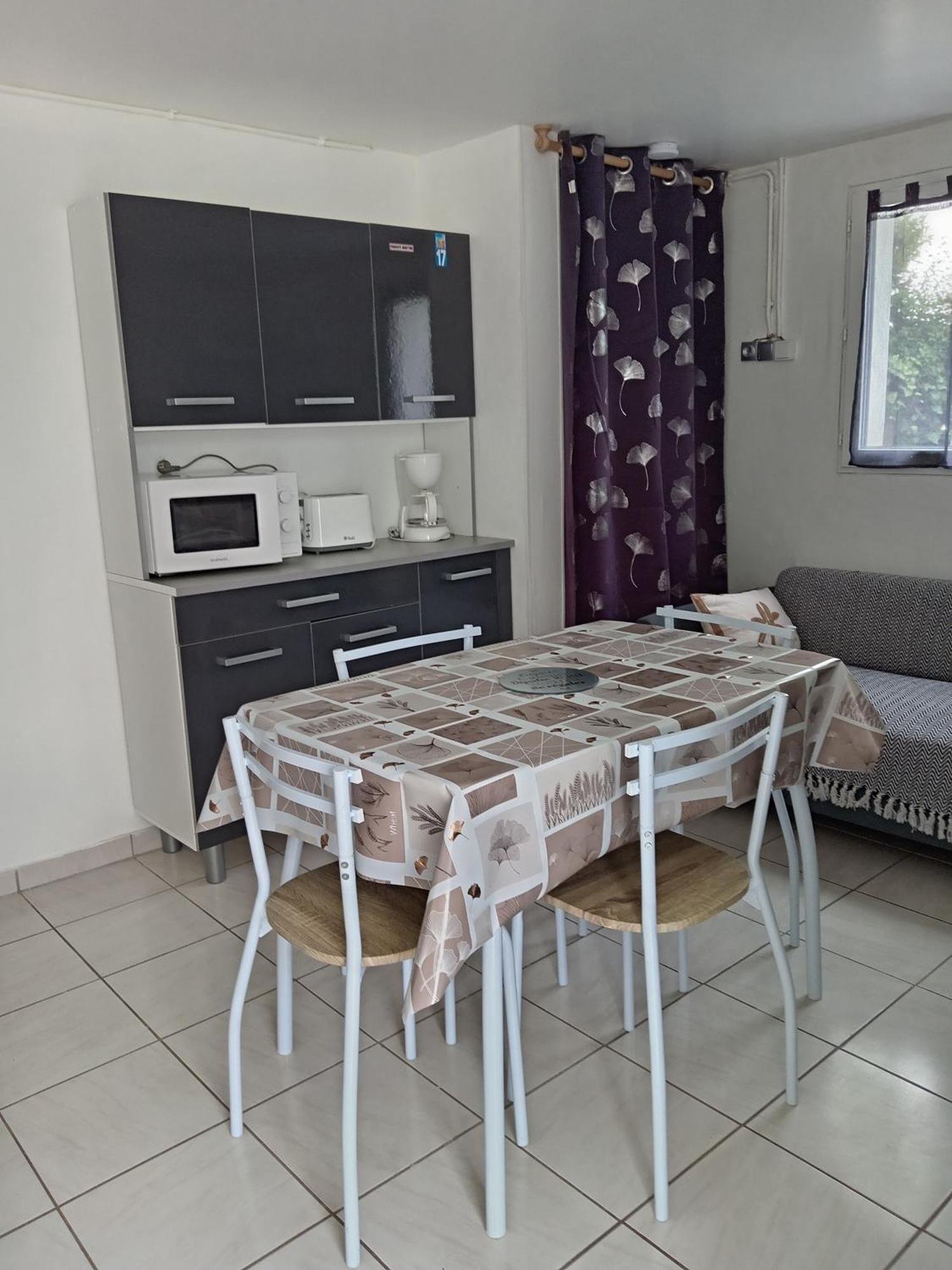Location Saisonniere Apartman Cozes Kültér fotó